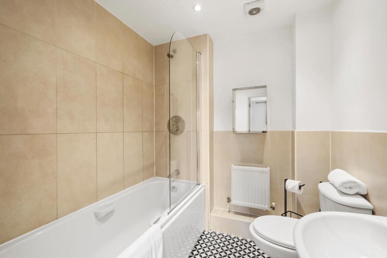 Luxnightzz - Two Bed - Close To North Station And Hospital Колчестер Екстер'єр фото