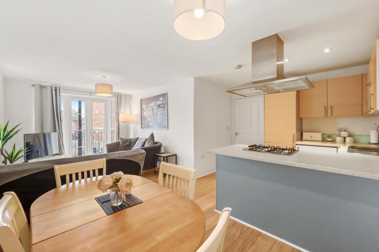 Luxnightzz - Two Bed - Close To North Station And Hospital Колчестер Екстер'єр фото
