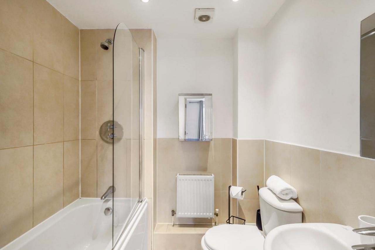 Luxnightzz - Two Bed - Close To North Station And Hospital Колчестер Екстер'єр фото